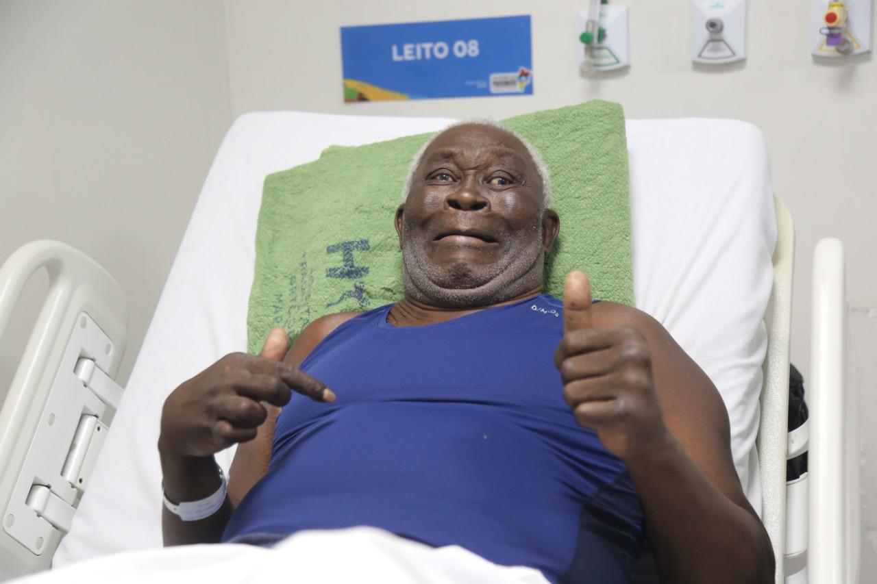 Rei Zulu já se recupera em casa após cirurgia de implante de prótese no  quadril - Portal do Vale Tudo